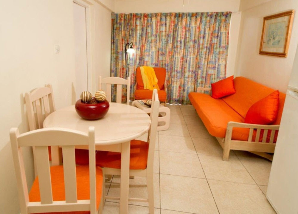 Melrose Beach Apartments Inc Bridgetown Esterno foto