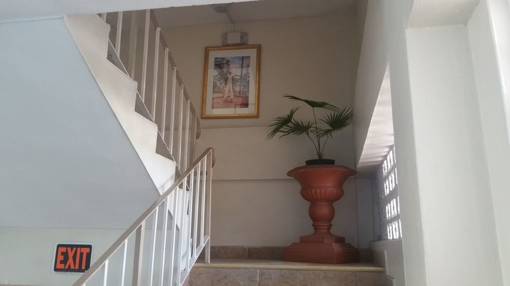 Melrose Beach Apartments Inc Bridgetown Esterno foto